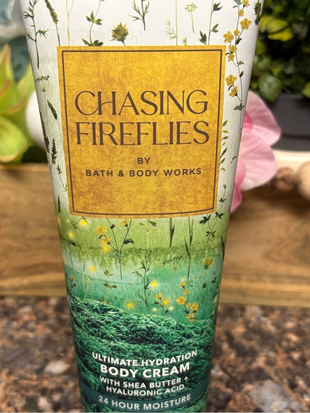 Chasing Fireflies Body Cream - Picture 3 of 6